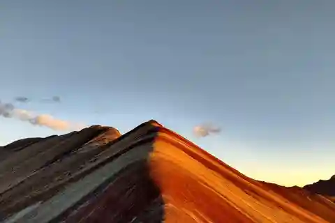 Cusco: Rainbow Mountain Tour at Sunset Without the Crowds