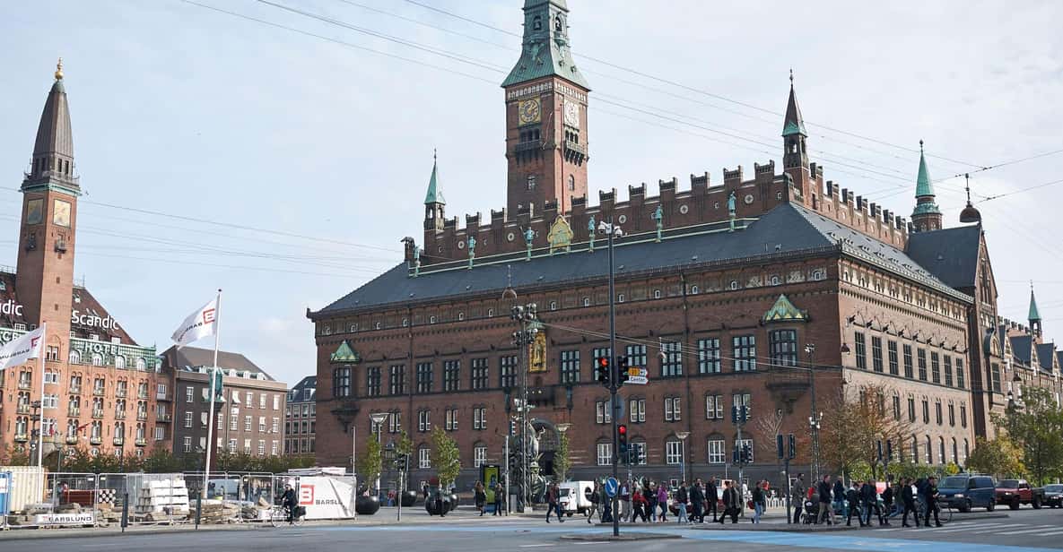 Afbeelding 3 van Kopenhagen: Rondvaart door de grachten & wandeltour door de oude stad/Nyhavn