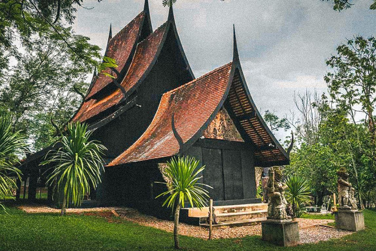 Chiang Mai: excursão ao Templo Branco, Templo Azul e Casa NegraChiang Mai: Passeio pelo Templo Branco, Templo Azul e Casa Negra