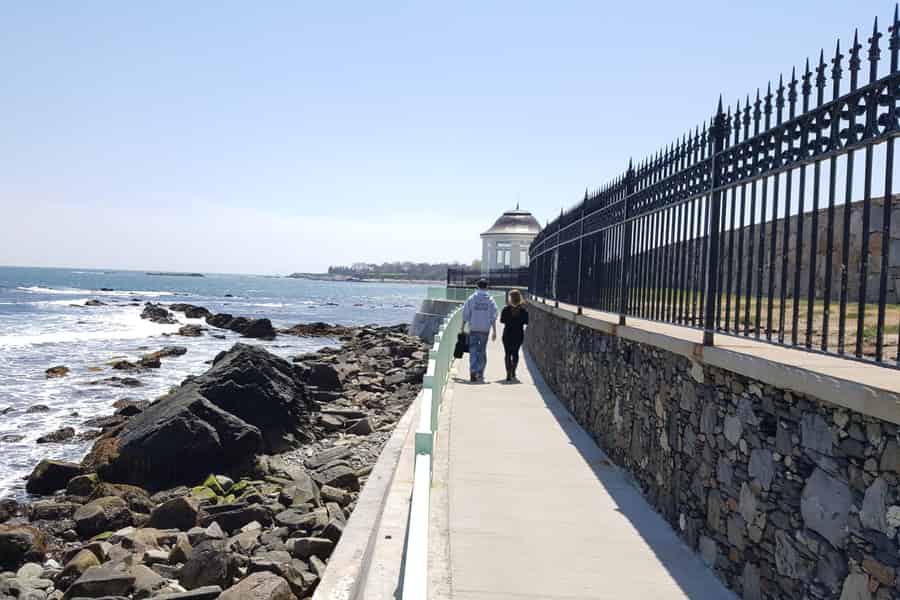 Newport: Geführte Tour am Klippenpfad. Foto: GetYourGuide