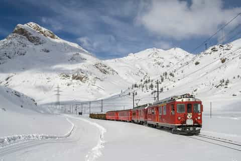 From Milan: Lake Como Cruise, St. Moritz & Bernina Red Train