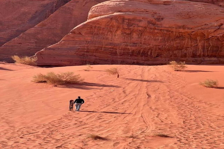 Wadi Rum: 6-Hour Jeep Tour with Bubble Tent Stay and 2 Meals
