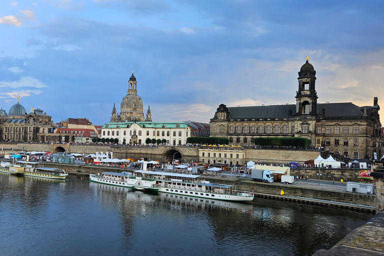 Dresden com um toque de Natal: Tour em pequenos grupos em inglêsDresden: excursão a pé pela cidade histórica com mercado de Natal