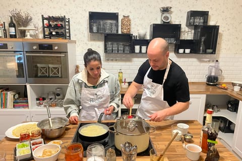 Budapest: Market Tour and Hungarian Cooking Class
