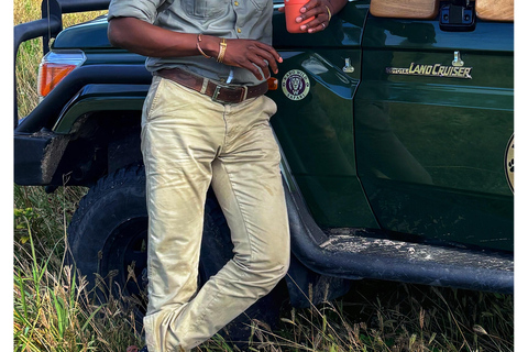Kasane: 1 day Chobe NP Safari with Boat Cruise and Lunch