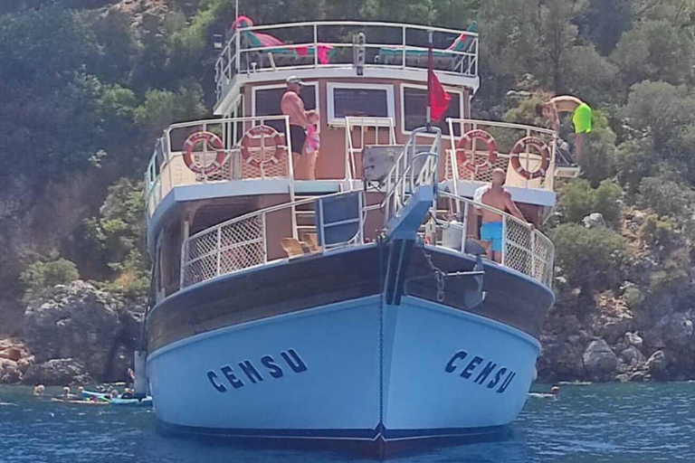 Marmaris: Captain Bulls Boat Trip with BBQ & Drinks Boat Trip with BBQ & Soft Drinks