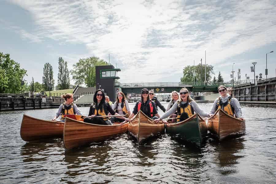 Handgefertigte Kanu Tour in Klaipeda. Foto: GetYourGuide Handgefertigte Kanu Tour in Klaipeda. Foto: GetYourGuide