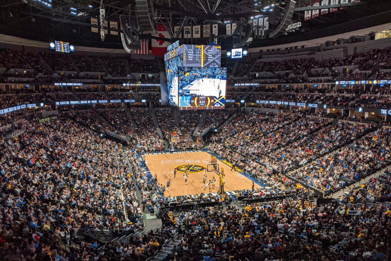 Denver: biglietto per la partita NBA dei Denver Nuggets alla Ball ArenaPosti a sedere premium