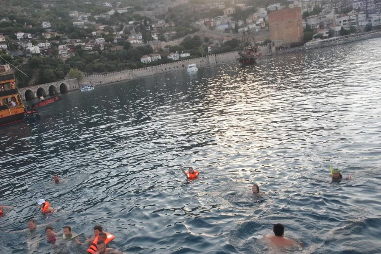 Alanya: Evening Jeep Safari with Sunset and Castle Views