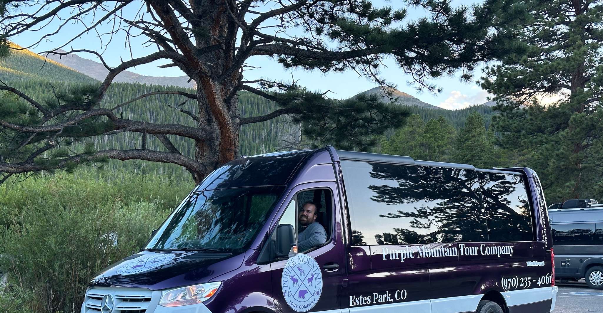 Estes Park, Rocky Mountain NP Glass-Top Guided Morning Tour yakınındaki oteller - Hizvo