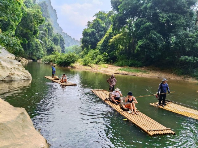 Khao Sok Park: Bamboo Rafting & Jungle Cooking Adventure