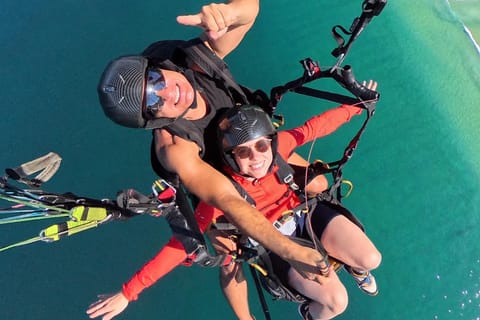 Rio de Janeiro : Paragliding Tandem Flights over Rio