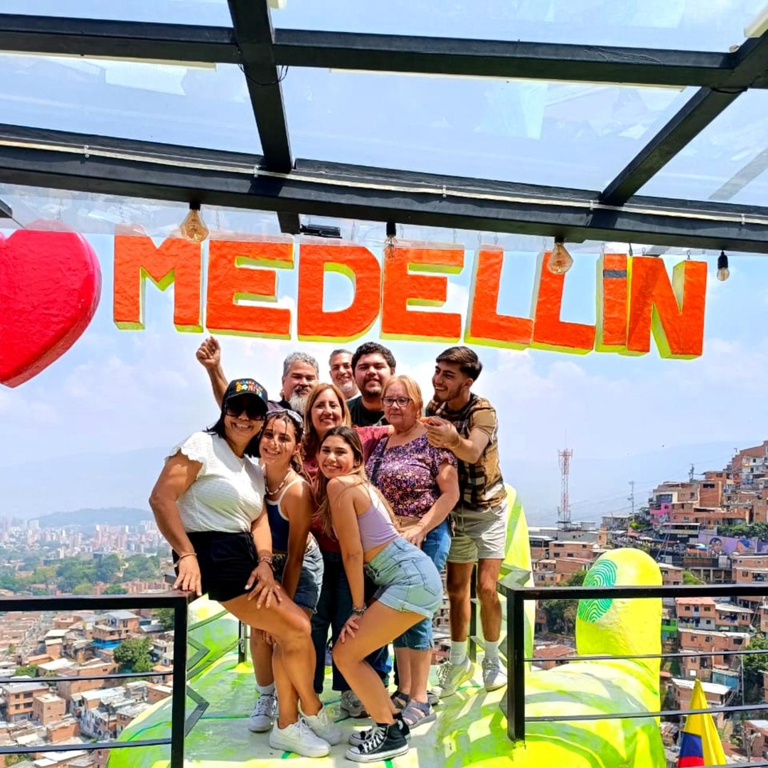 Colagem de mídia