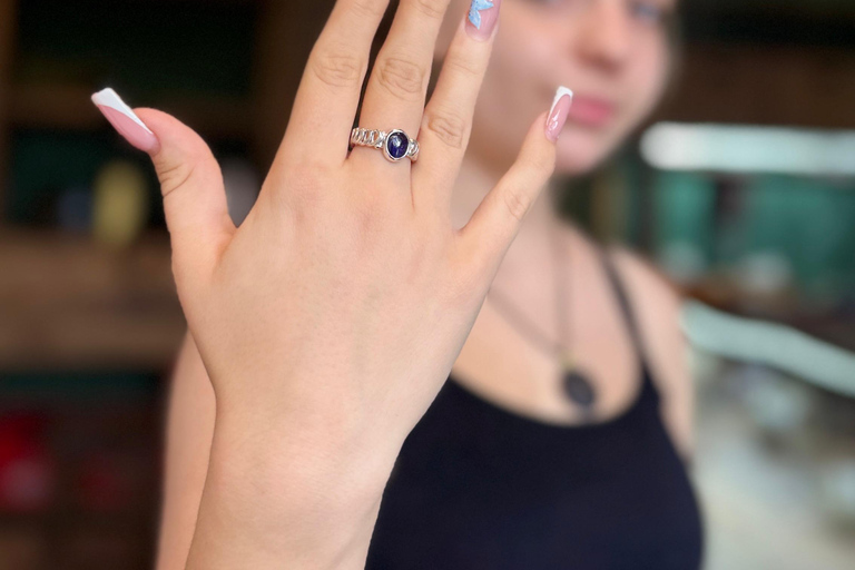 Bali: Aula de joalharia em Seminyak com 7 gramas de prata