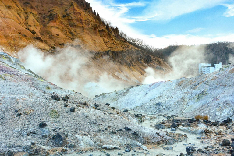 Sapporo: Hell Valley, Oyunuma and Dai-ichi Takimotokan Trip