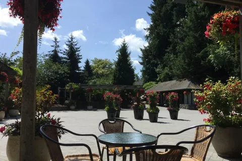 Vancouver: Butchart Gardens and Victoria City Tour