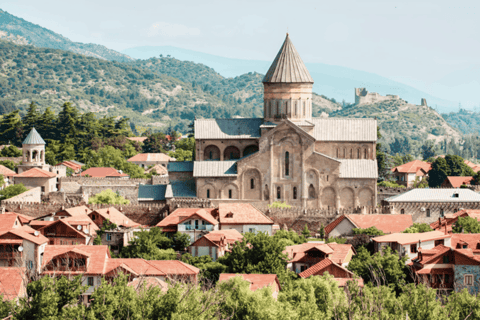 Depuis Tbilissi : Circuit Mtskheta + Gori + UplistsikheFrom Tbilisi: Mtskheta + Gori + Uplistsikhe Tour