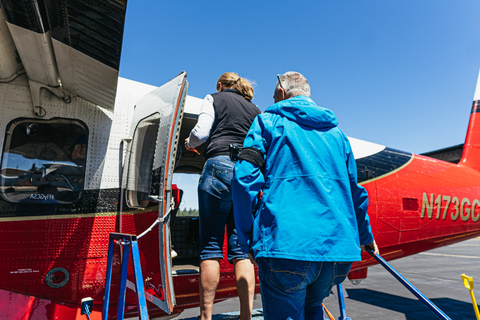 Grand Canyon Village: Wycieczka samolotem po południowej krawędzi Wielkiego KanionuLot samolotem nad Wielkim Kanionem i wycieczka Hummerem