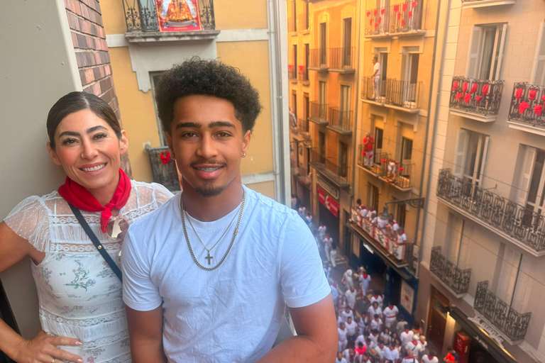 Pamplona Bulls: Balcony View & Gourmet Breakfast