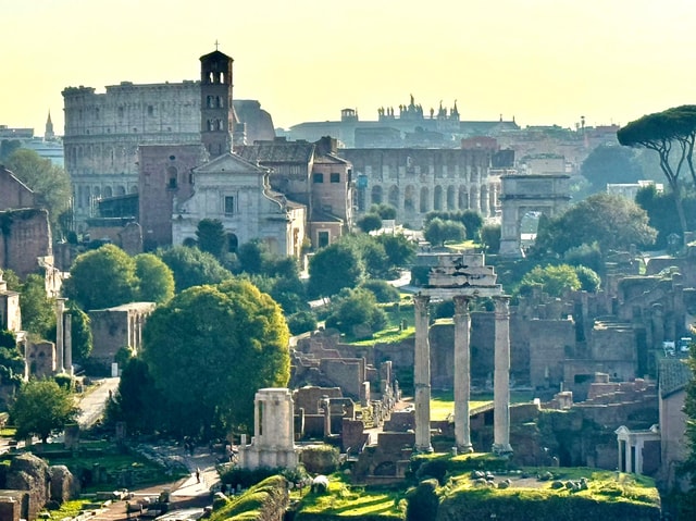 Rome: Colosseum, Roman Forum and Palatine Hill Group Tour