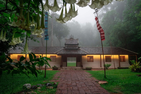 Chiang Mai: Doi Suthep Sunset & Hidden Temple with Guide