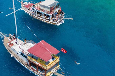 Bodrum: Orak Island Boat Trip with Lunch and Transfers Tour with Meeting Point