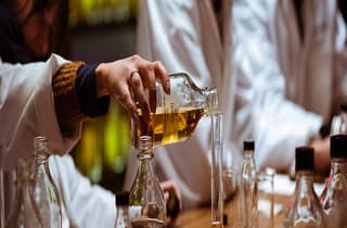 Edinburgh: Whisky-Tour, Verkostungen und Destillerien