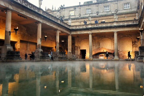 Z Cambridge: 1-dniowa wycieczka z przewodnikiem do Bath i Stonehenge