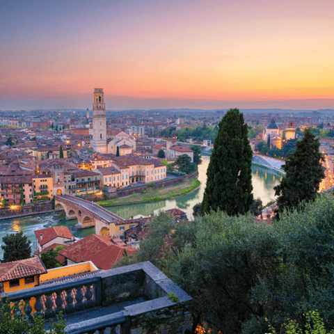 By train from Milan: self-guided tour in Verona