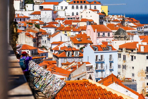 Lisbon: Guided Tuk Tuk Tour with Local Guide