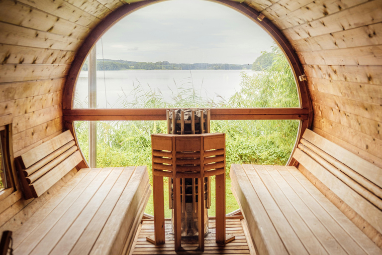 Riga: Experiencia de sauna flotante en el río Daugava