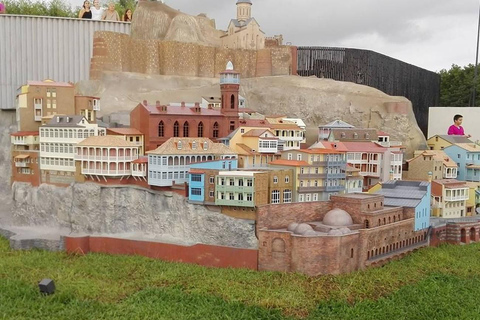 Kutaisi: Batumi, Shekvetili & Petra Fortress Full day Tour