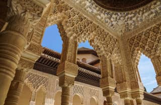 Alhambra: Komplette Tour mit den Nasridenpalästen, offiziellem Reiseführer und Eintrittskarten