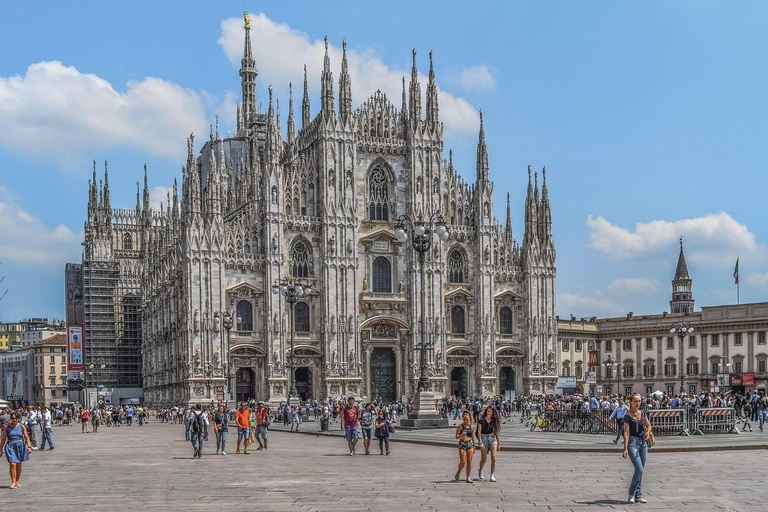 Milan: Guided Duomo Guided Tour and Rooftop Access Milan: Guided Duomo Tour WITHOUT Rooftop Access