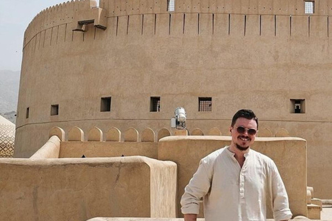 Muscat: Nizwa, Jabreen Castle & Bahla and more Sharing Tour