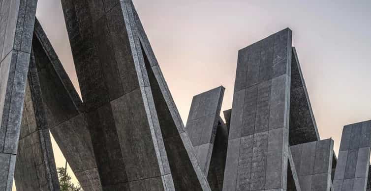 Abu Dhabi Walking Tour: Sheikh Zayed Mosque & Library photo 13