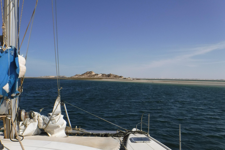 Dakhla: Catamaran Sailing Adventure with Island Visit