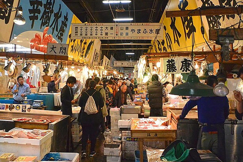 Tokyo: Tsukiji Market Tour with Michelin-Starred Sushi Chef