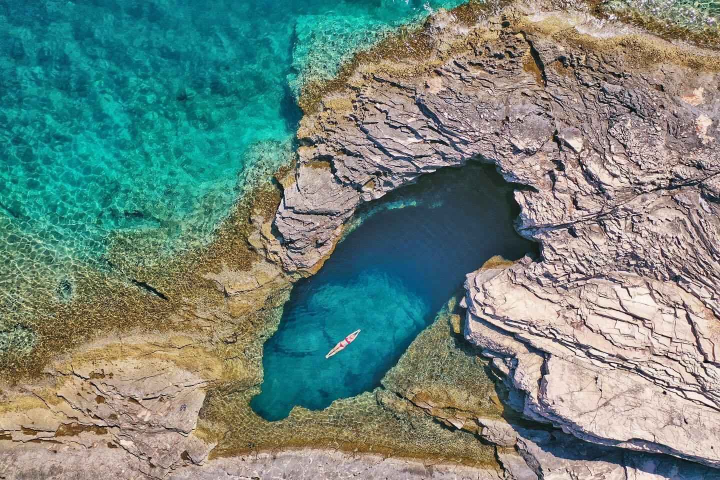 «Задар: Личный тур на Углян, Ошляк и Галовац на скоростном катере»