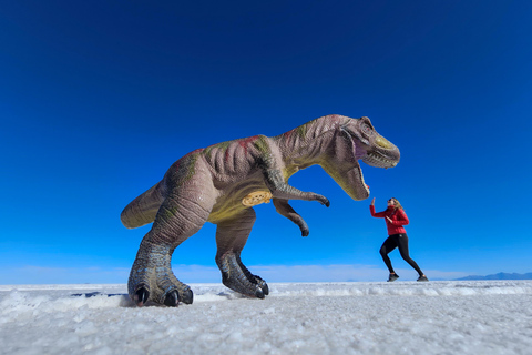 La Paz to Uyuni Salt Flats & Lagoons to San Pedro de Atacama ENGLISH TOUR