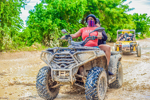 Tour de medio día en quad por Punta Cana: Explora el Cenote y la Playa de MacaoSin transporte