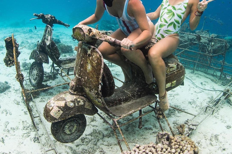 Gili Eilanden: Snorkel privé rondvaart met lokale gidsGroepsreis deluxe met trefpunt Gili Trawangan