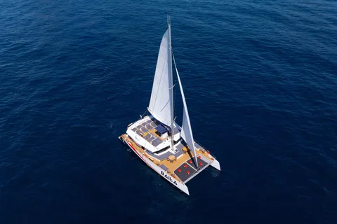 Marseille: Sunset Evening & Dinner at Sea on a Maxi Catamaran at Frioul