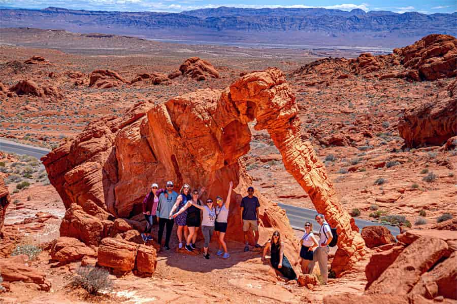 Von Las Vegas aus: Valley of Fire State Park Geführte Tagestour. Foto: GetYourGuide
