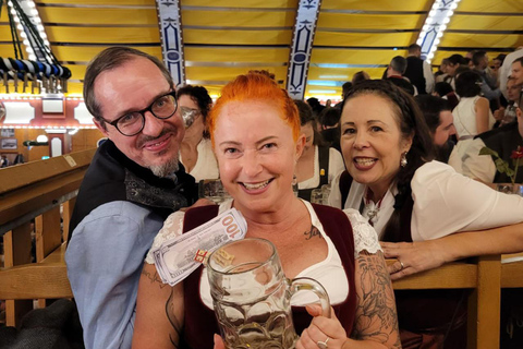 Munich: Oktoberfest Tour & Big Beerhall Evening Reservation 1. Sunday Oktoberfest 2026: Tour & Big Beerhall Reservation