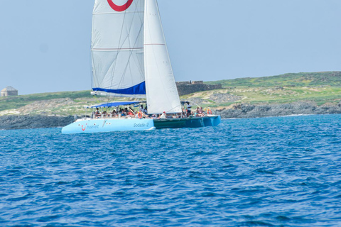 Boa Vista Catamaran Tour: All Inclusive Bay CruiseAdults Only - Boa Vista Catamaran Tour: All Inclusive