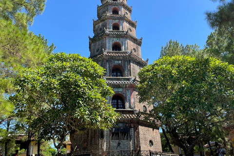 Playa de Da Nang y patrimonio de Hue: tour de 3 días con todo incluido
