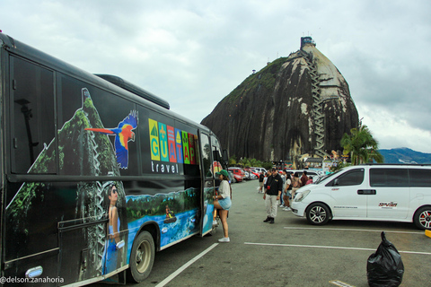 From Medellín: Guatapé Tour with Alto del Chocho Farm Visit