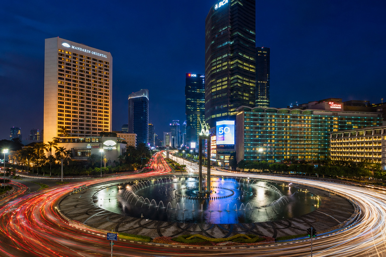 Discover jakarta by the night