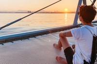 Malaga, voyage de voile en catamaran avec option de coucher de soleil - Housity